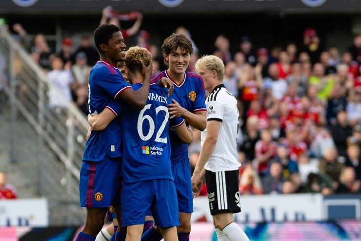 MU&nbsp;thắng đậm Rosenborg 5-0