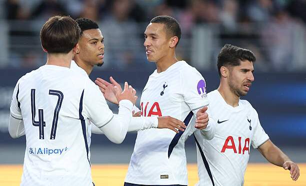 Các sao trẻ Tottenham thể hiện tốt trong thời gian họ được trao cơ hội ra sân