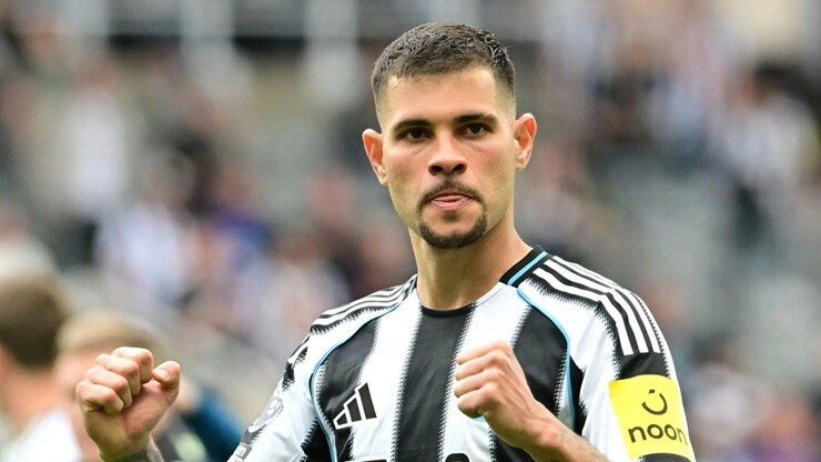 Guimaraes đang trên đường tới Arsenal