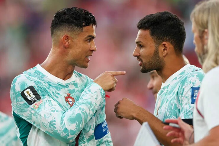 Ronaldo vắng mặt ở lễ cưới của Ramos