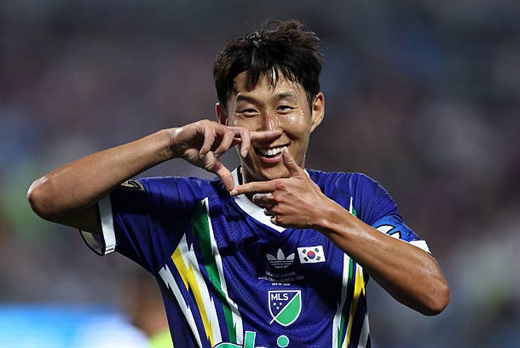 Son Heung Min ghi cú đúp trong vòng 3 phút ở trận đấu MLS All Star