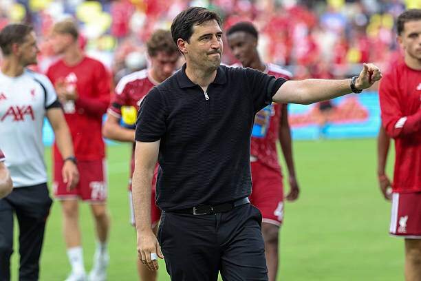 Iraola được trao trọng trách khôi phục sức mạnh của Liverpool