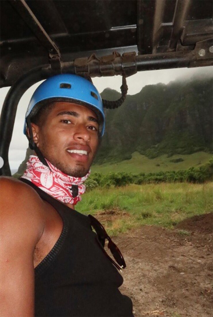Bellingham du hý sang chảnh ở Hawaii, bạn gái khoe dáng với bikini nóng bỏng - 5