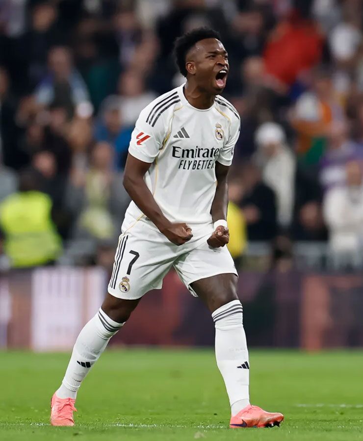 Vinicius tuyên bố hùng hồn sau khi gia hạn với Real Madrid, khiến fan sướng rơn - 1