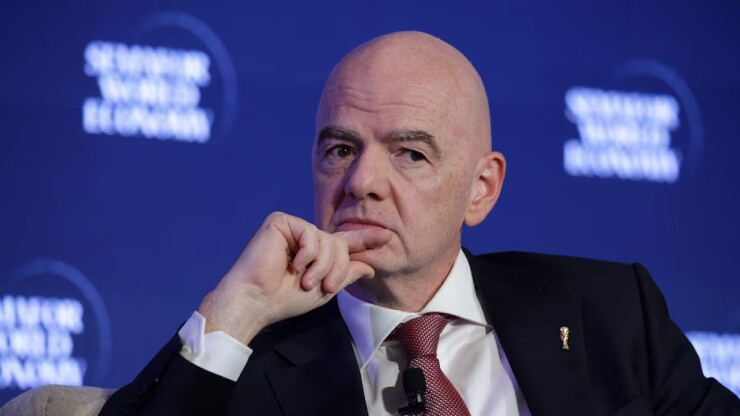 UEFA từng mất "núi tiền" vì một người phụ nữ được cho là nhân tình của&nbsp;Infantino