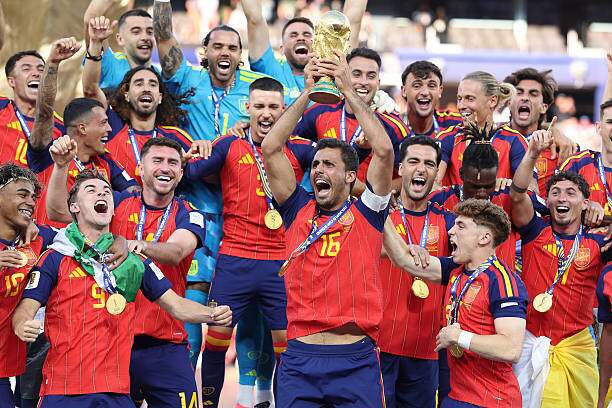 Barcelona sắp bổ sung thêm một nhân tố trong bộ khung Tây Ban Nha vô địch World Cup