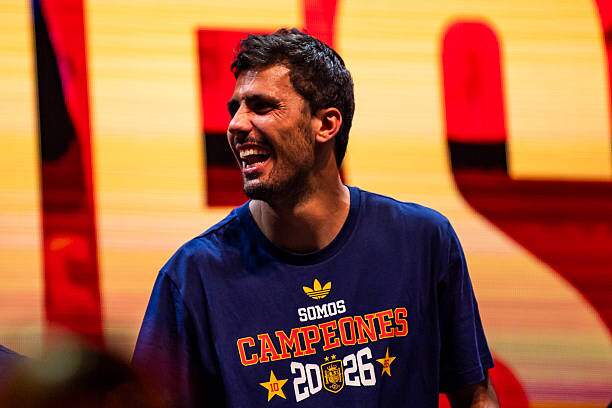 Rodri chưa trở về sau kỳ nghỉ hè và Barcelona cũng chưa đạt được thỏa thuận mua với Man City