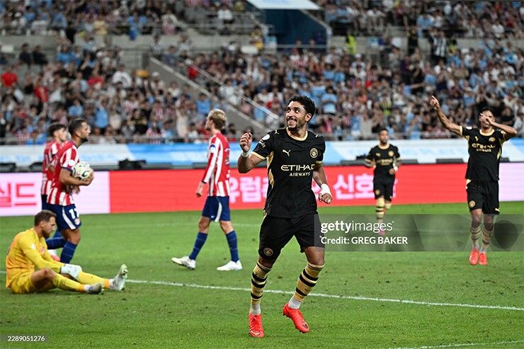 Omar Marmoush ghi hai bàn giúp Man City giành chiến thắng trước Atletico Madrid