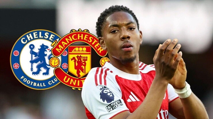 Chelsea và MU đang cạnh tranh để có được chữ ký&nbsp;Lewis Skelly