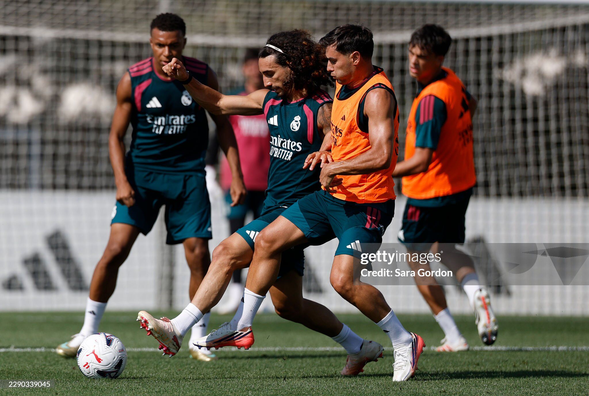 HLV Mourinho thiết quân luật, dàn sao Real “không kịp thở” dù vừa giành danh hiệu - 9