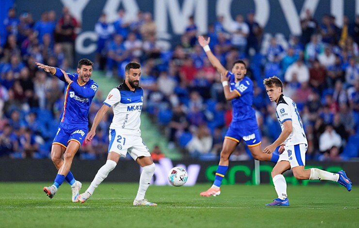 Alaves sa sút, Getafe lỳ lợm
