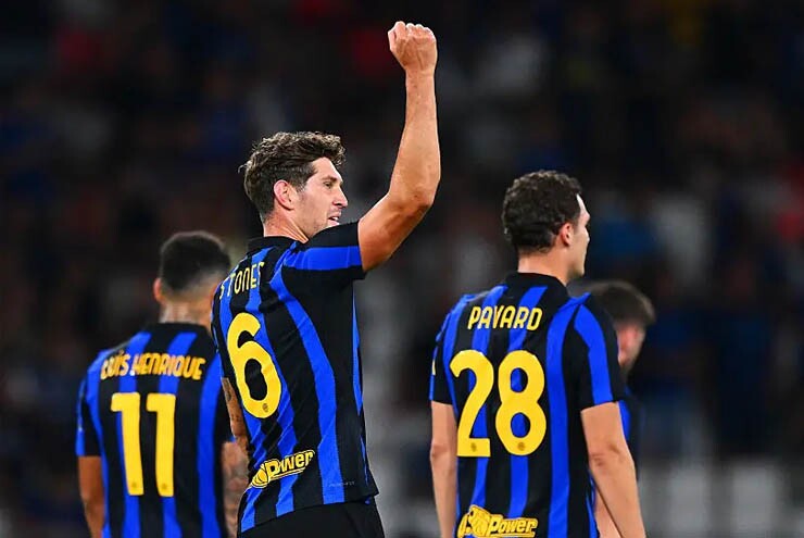 Stones mang tới khác biệt cho Inter Milan