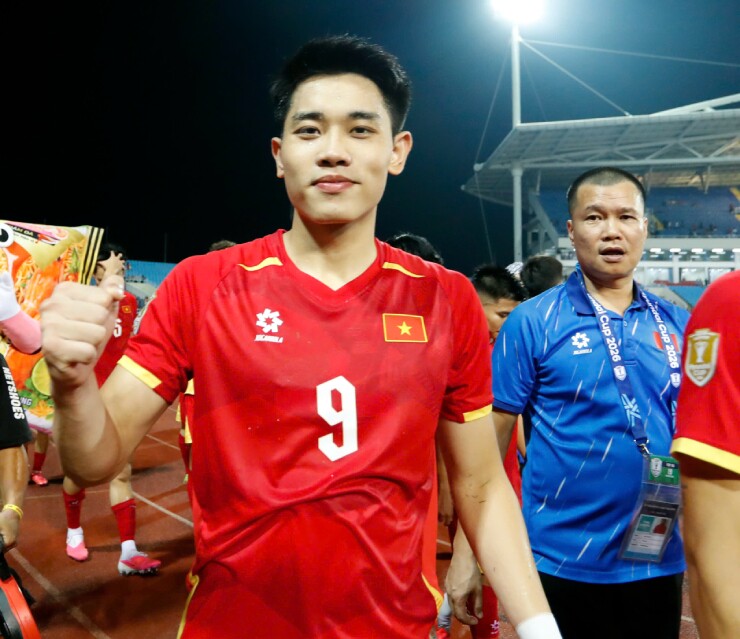 ĐT Việt Nam nhận thưởng "nóng" 500 triệu đồng, ngất ngây chiến tích chung kết AFF Cup - 12