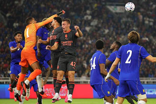 Robert Sanchez chưa bao giờ tạo sự an tâm cho hàng thủ Chelsea