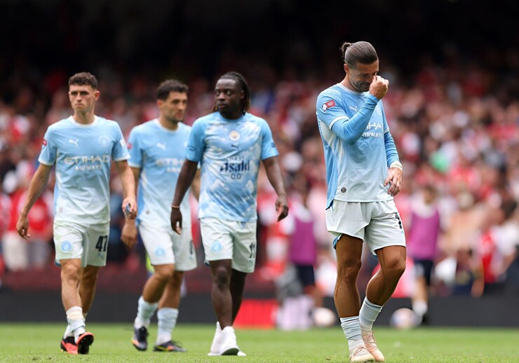 Trận thua 0-3 đáng quên của Man City trước Arsenal ở trận tranh siêu cúp Anh