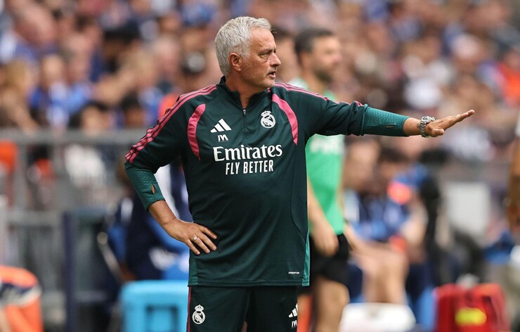 Mourinho đối mặt bài toán khó với bộ ba siêu sao