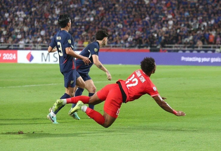 Xuân Son chấn thương ở chung kết AFF Cup 2024