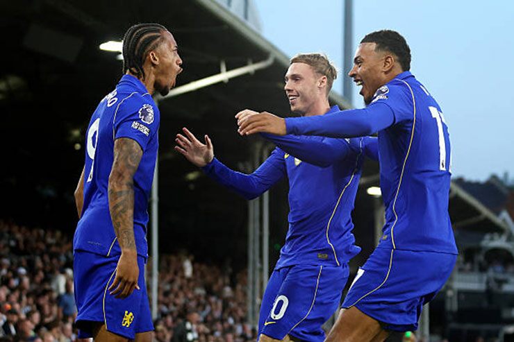 Pedro, Palmer và Rogers đều ghi bàn trong ngày Chelsea ra quân