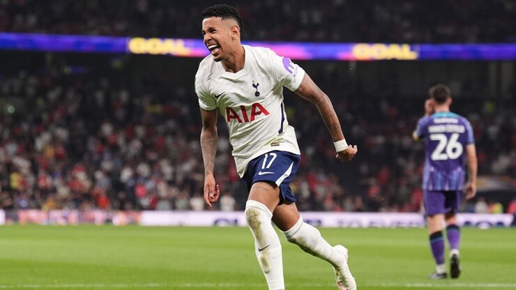 Savinho có màn ra mắt như mơ khi ghi 1 bàn và 1 kiến tạo cho Tottenham