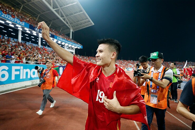 Quang Hải từ "nhạc công" đánh đàn tới nhạc trưởng đánh trống ăn mừng vô địch AFF Cup - 1