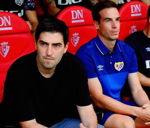 Andoni Iraola &amp; Inigo Perez tại Rayo Vallecano. Họ sẽ gặp nhau lần đầu tiên trên cương vị đối thủ