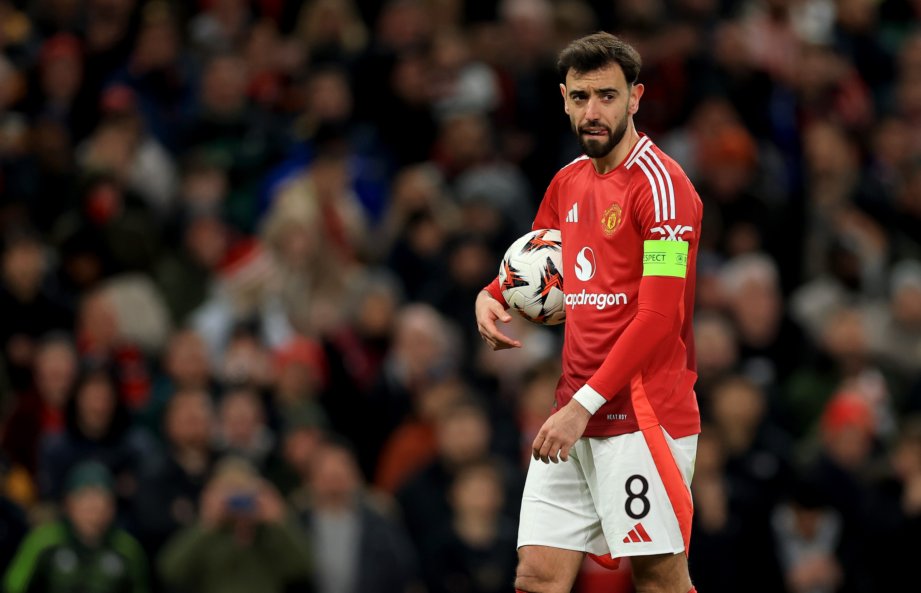 Bruno Fernandes cùng MU dễ có chiến thắng đầu tay