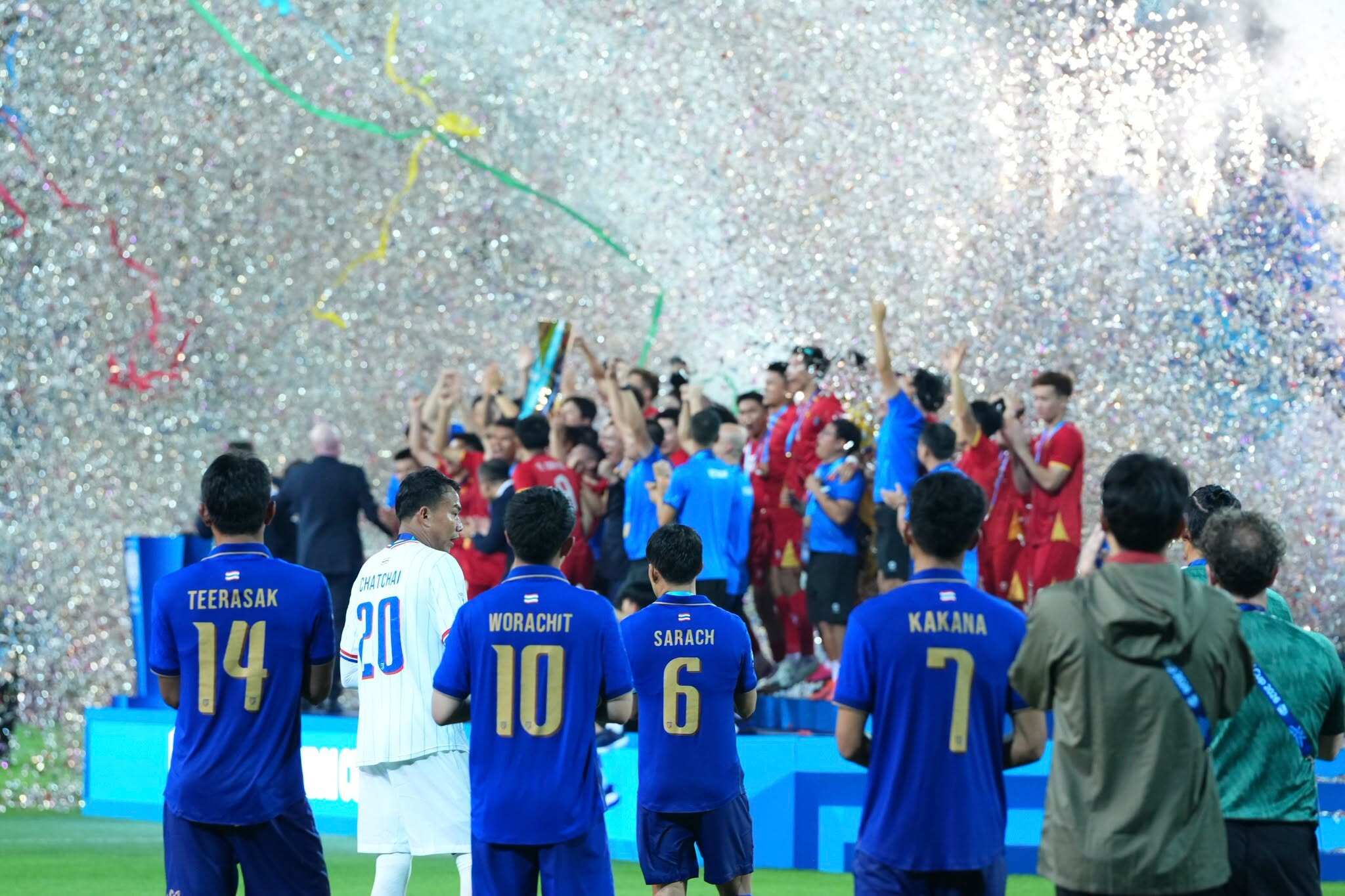 Thái Lan đau đớn chứng kiến ĐT Việt Nam nâng cao danh hiệu AFF Cup 2026