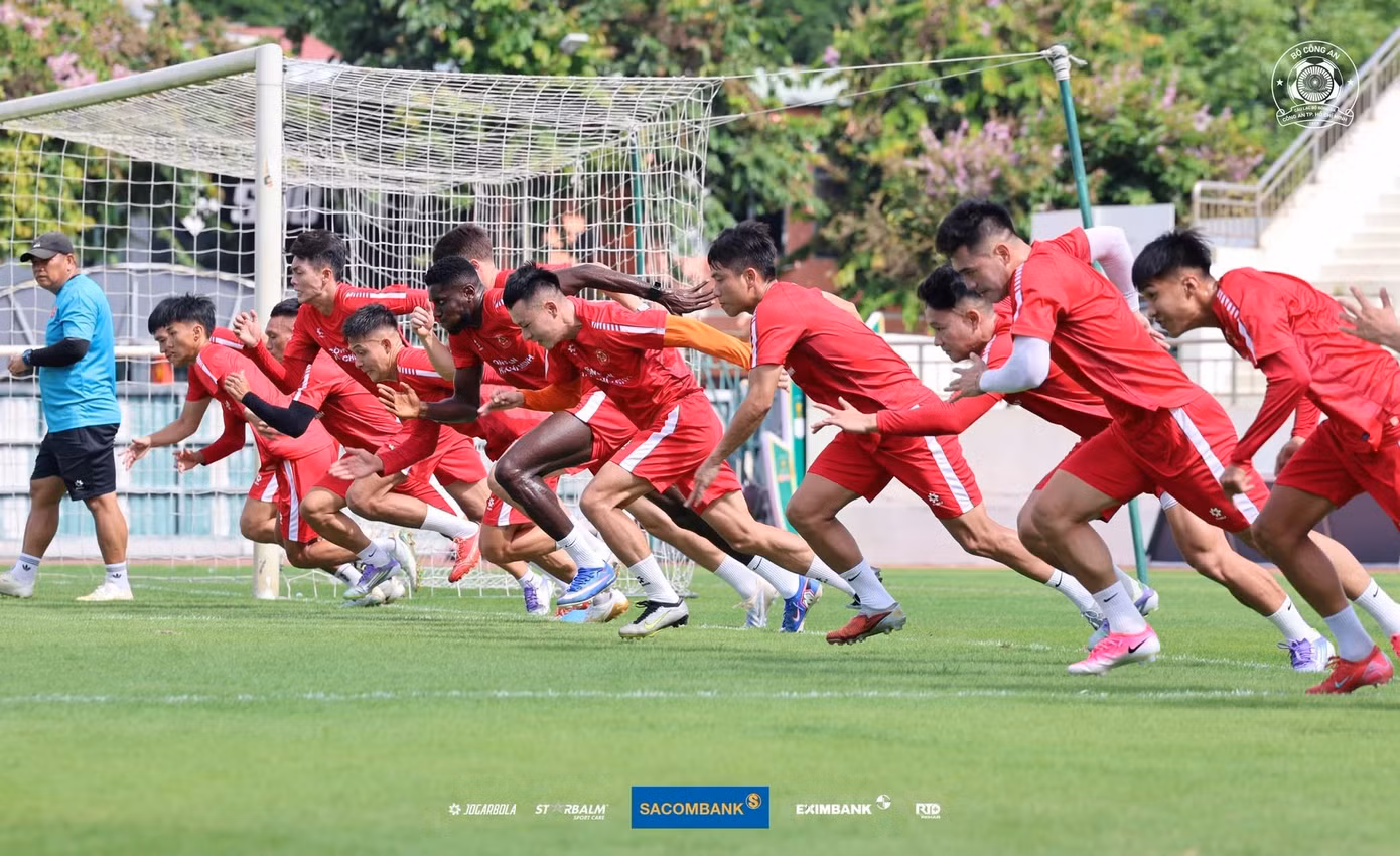 Siêu cúp Quốc gia: Vạch xuất phát cho hành trình trở lại của Tiến Linh - 2