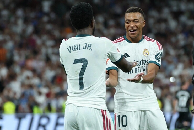 Real Madrid đã tránh được hành trình đầy chông gai ở vòng phân hạng Cúp C1 mùa này