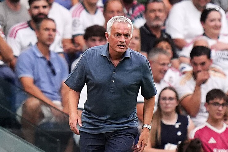 Real Madrid thắng 4 sao: Mourinho tuyên bố Bellingham đủ sức giành Quả bóng vàng - 2