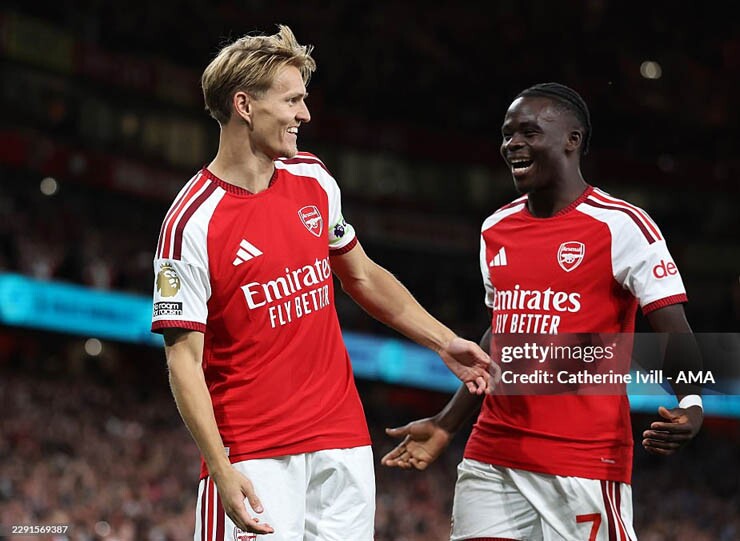 Chờ đợi bản lĩnh của Arsenal
