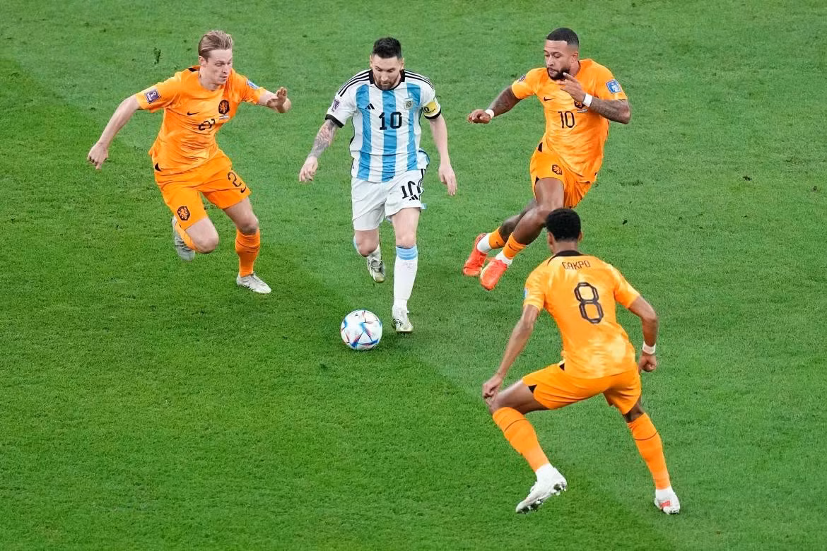 10 khoảnh khắc vĩ đại của Lionel Messi cùng tuyển Argentina - 7