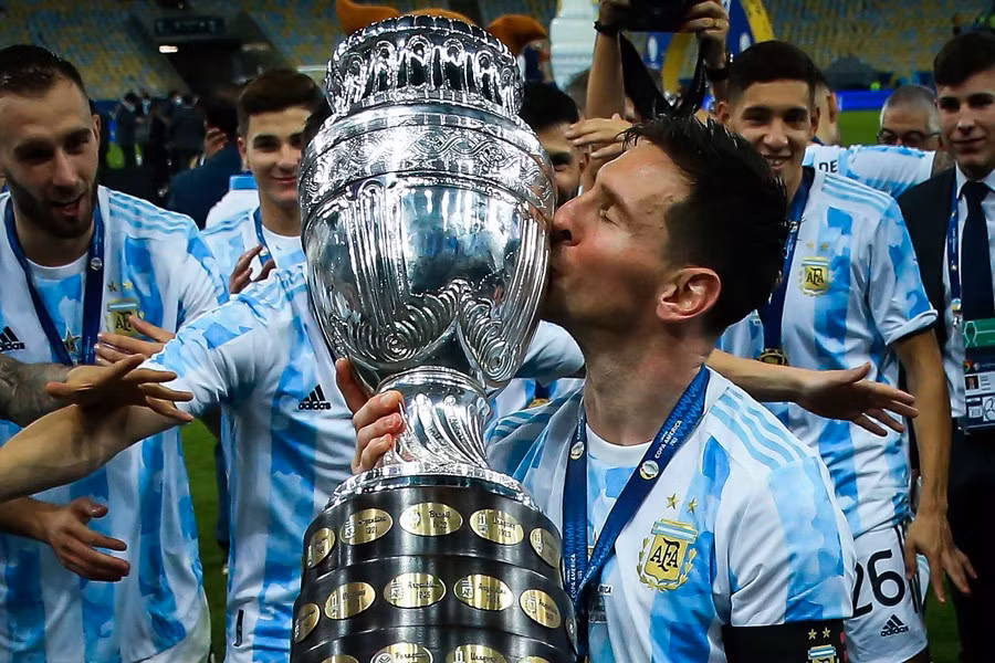 10 khoảnh khắc vĩ đại của Lionel Messi cùng tuyển Argentina - 4