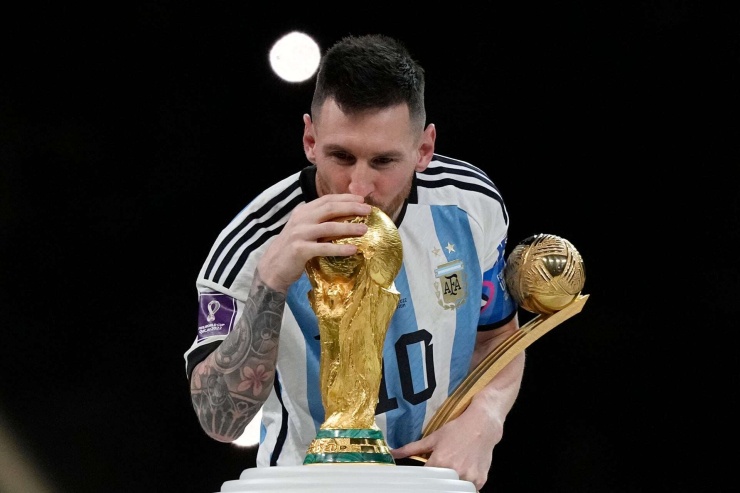 Trong khi Messi trở thành huyền thoại thì Icardi không có nhiều cơ hội đóng góp cho ĐT Argentina. Ảnh: AP