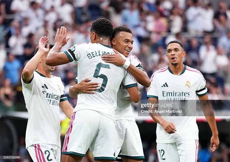 Mbappe và Bellingham thân mật ăn mừng bàn thắng cùng nhau