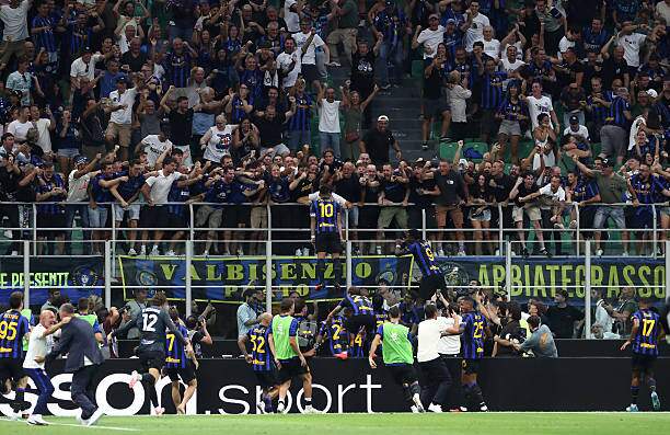 San Siro vỡ tung sau bàn thắng phút bù giờ của Lautaro
