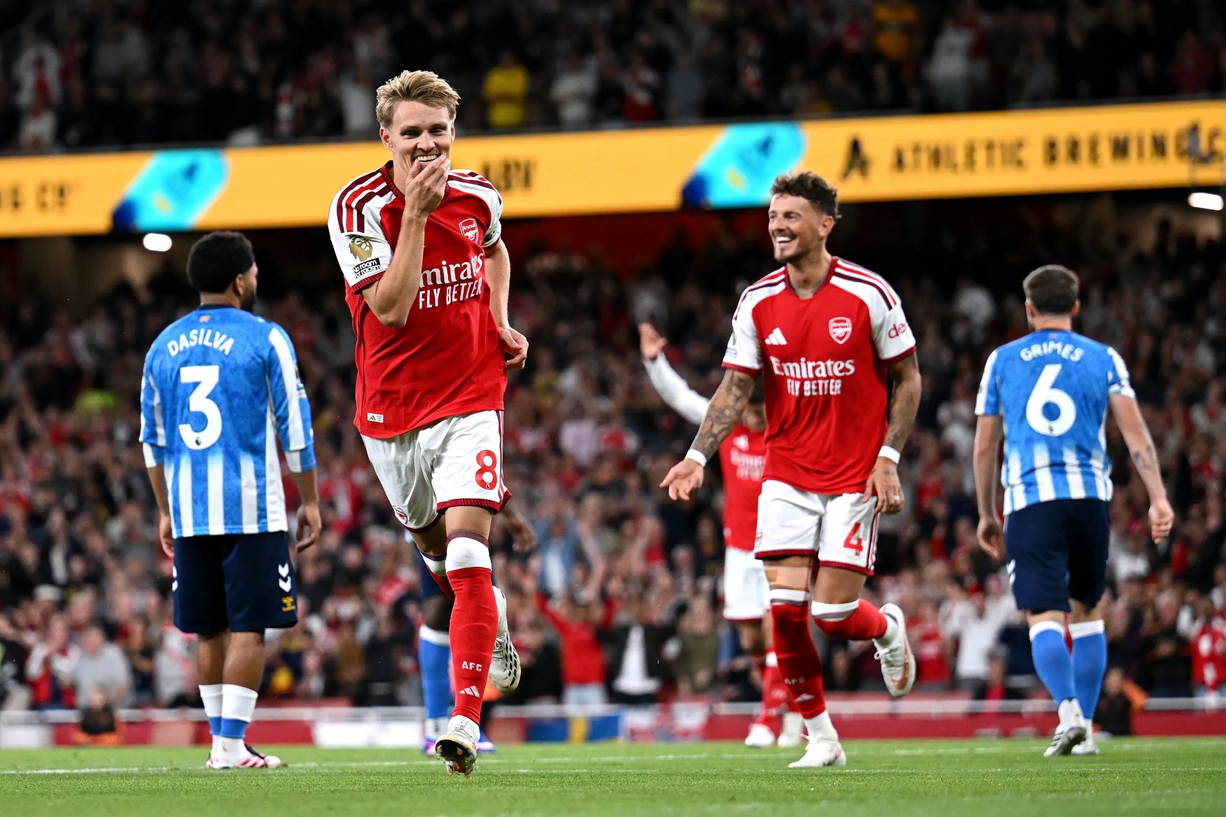 Arsenal khởi đầu mùa giải mới đầy ấn tượng