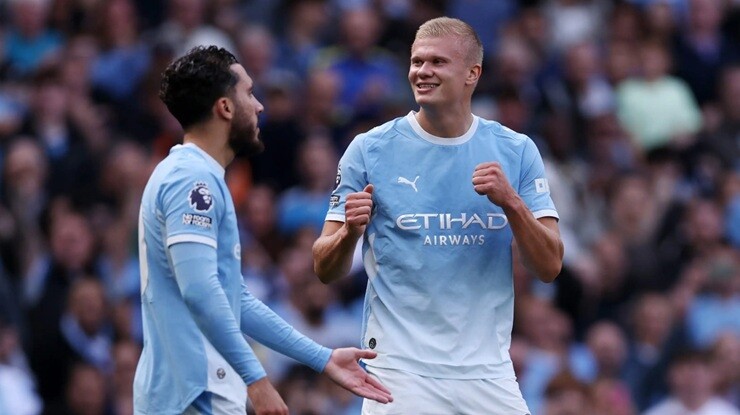 Haaland ghi bàn thứ 300 trong sự nghiệp cấp CLB, góp công giúp Man City đánh bại Coventry City