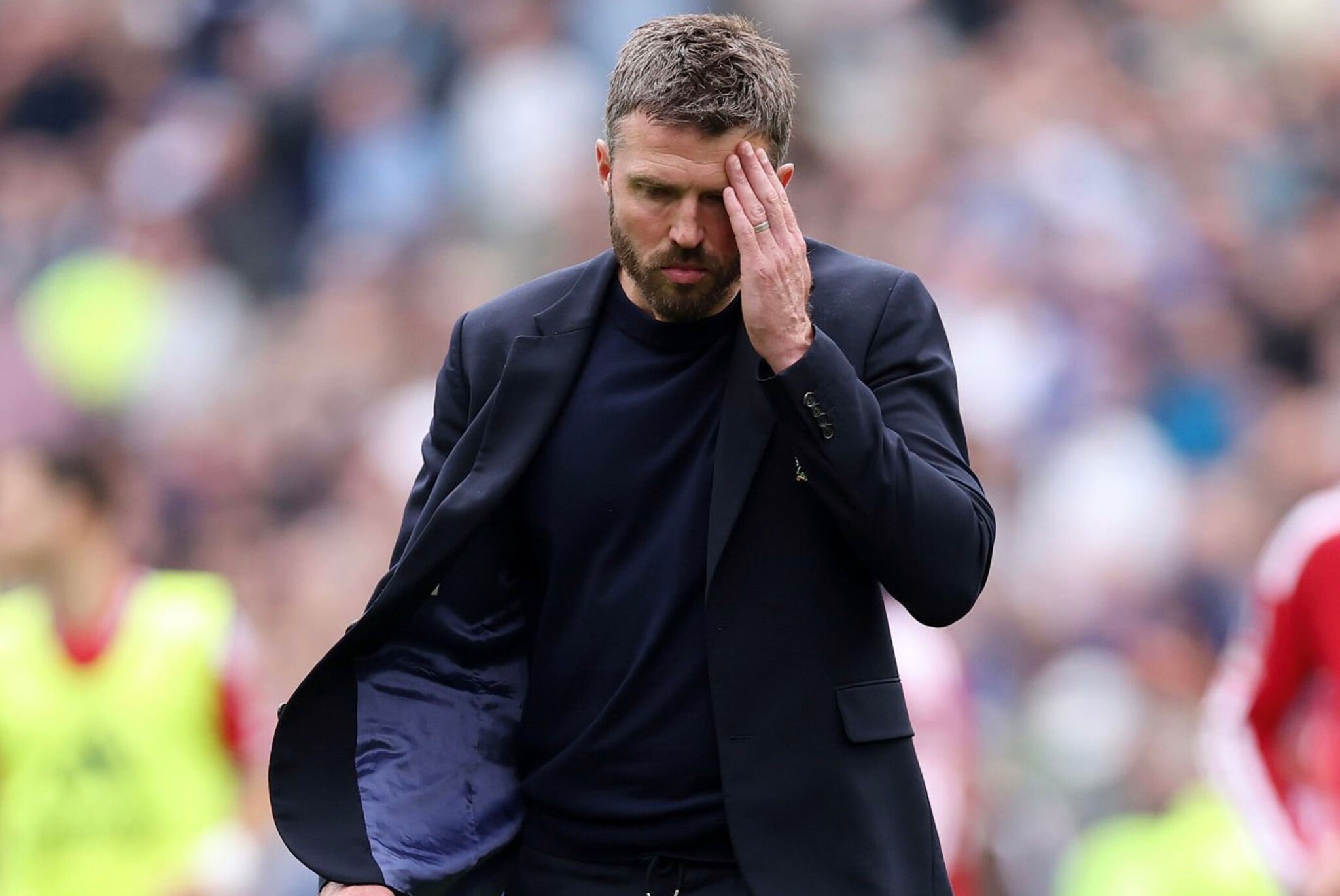 Michael Carrick cảm thấy cay đắng