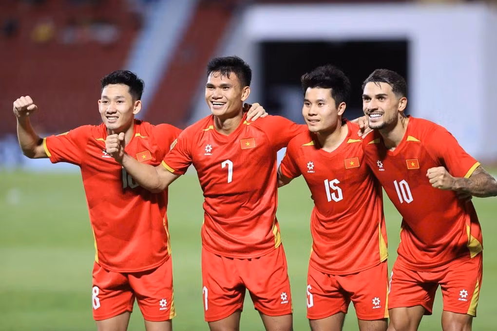 Đội tuyển Việt Nam chiếm… 10/11 vị trí trong đội hình xuất sắc nhất ASEAN Cup 2026 - 1