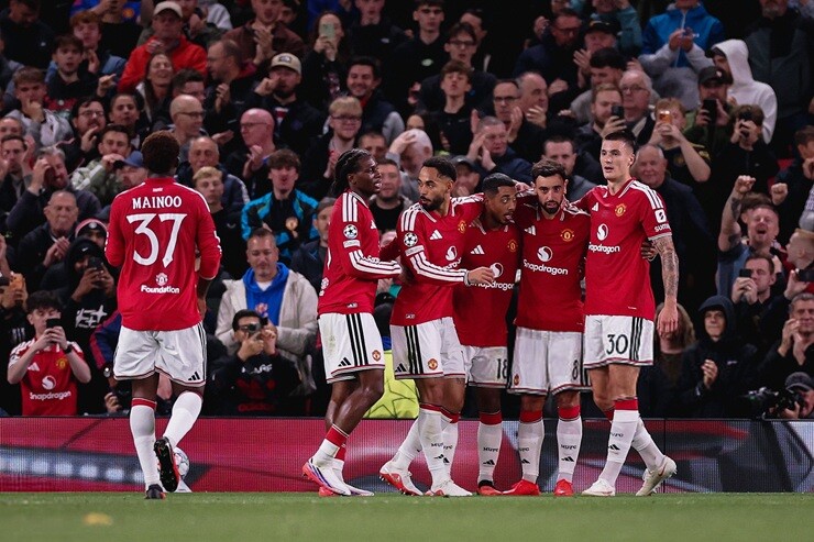 MU&nbsp;đã có khởi đầu thắng lợi tại Champions League