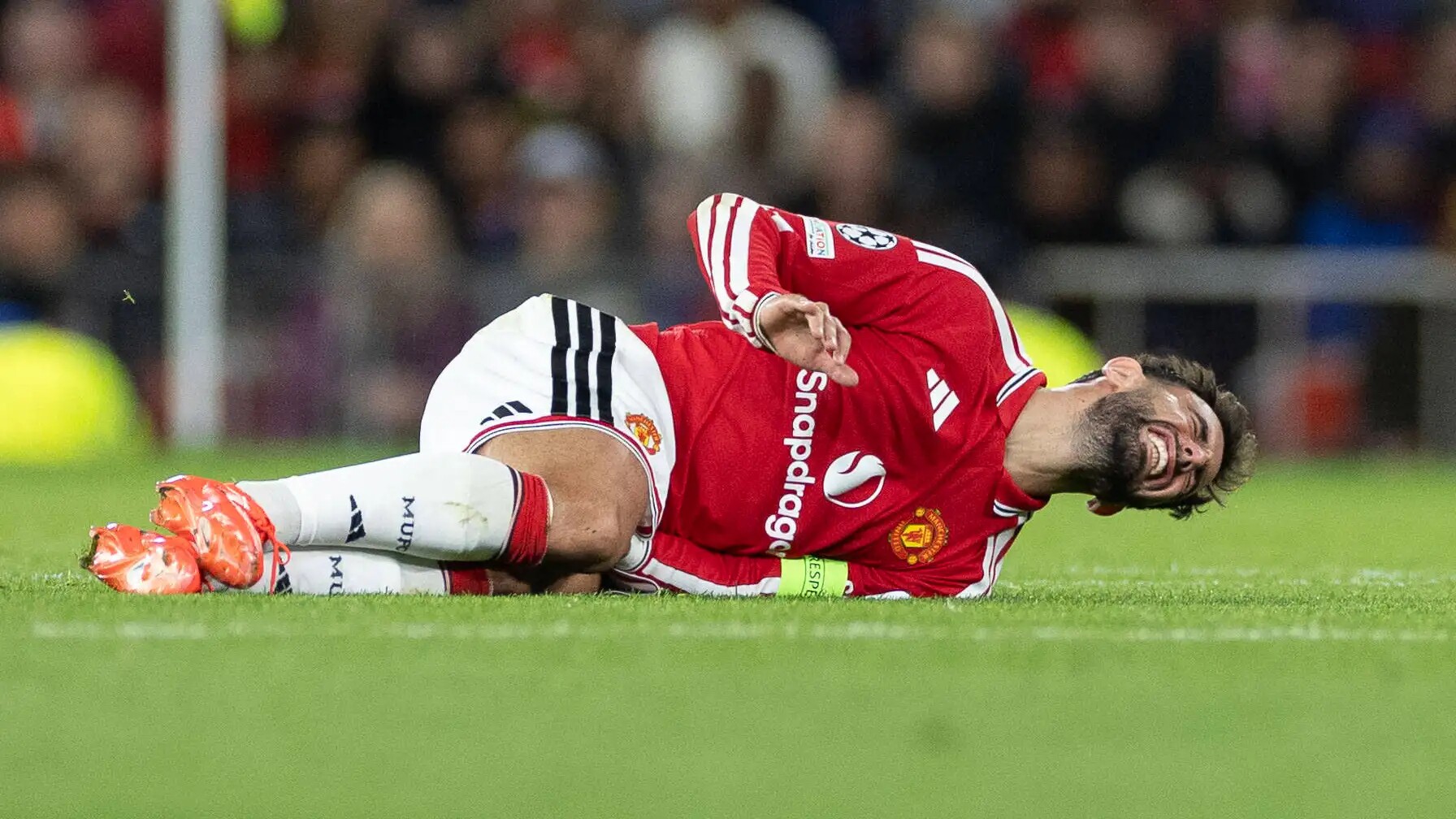 Bruno Fernandes không thể đá derby Manchester là thiệt thời lớn cho MU