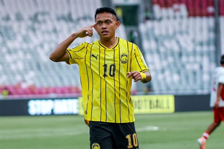 Aiman ghi cú đúp cho Malaysia trong hiệp 1
