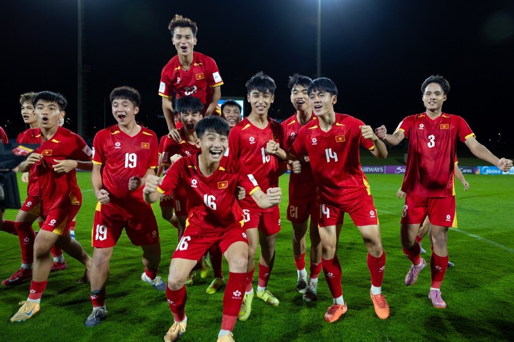 U17 Việt Nam tạo kỳ tích, tham vọng World Cup 2034 không phải chuyện đùa - 1