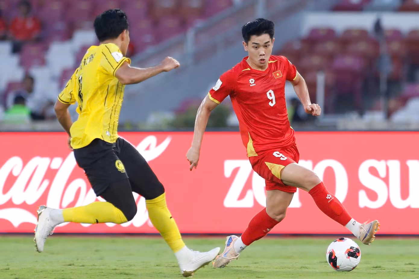 Đội tuyển Việt Nam hướng đến mục tiêu vượt qua vòng bảng tại VCK Asian Cup 2027 (ảnh Hữu Phạm)