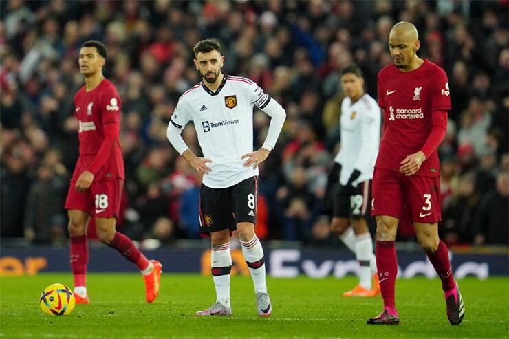 Fernandes hứng chịu nhiều chỉ trích sau trận MU thua Liverpool tại Anfield