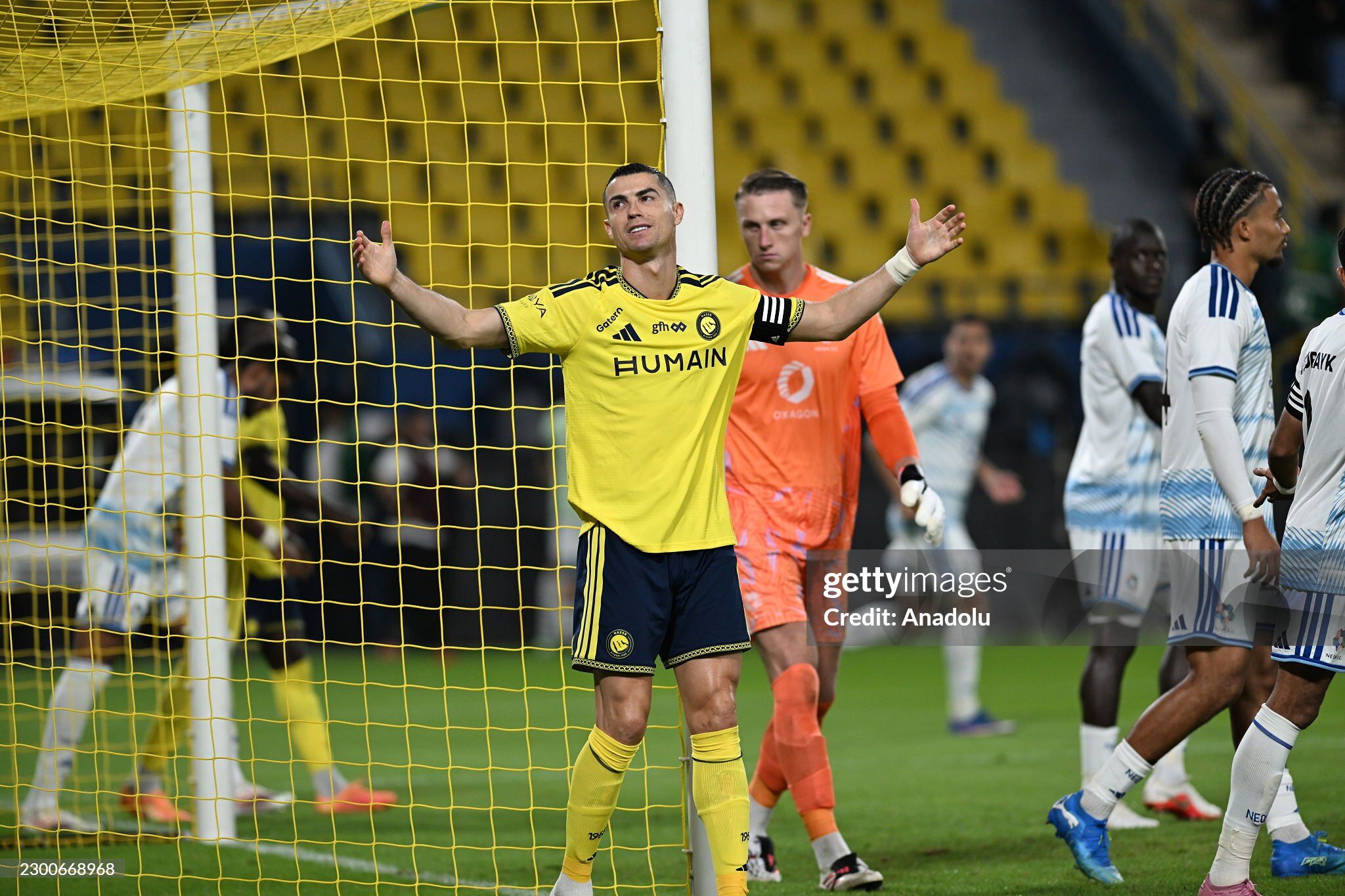 Ronaldo ghi bàn cho Al Nassr