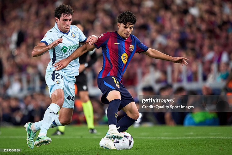 Xavi Espart được kỳ vọng sẽ khóa chặt Diomande ở El Clasico