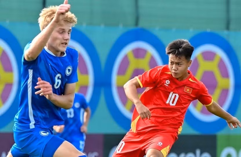 U15 Việt Nam toàn thắng 2 trận trong một ngày, ghi 10 bàn - 1