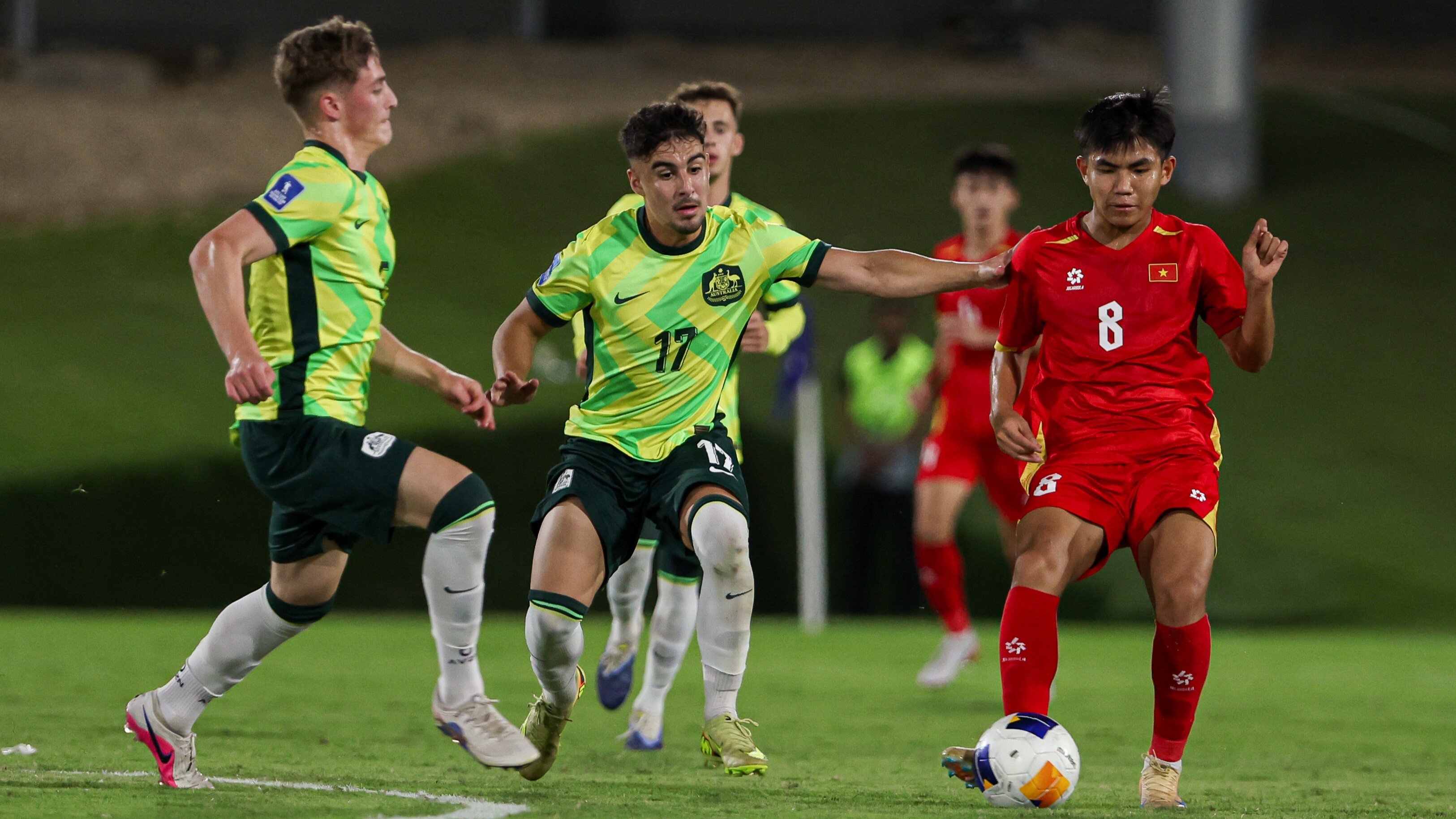 U17 Việt Nam so tài U17 Australia ở tứ kết: Tiếc nuối khoảnh khắc Sỹ Bách - Văn Dương - 7
